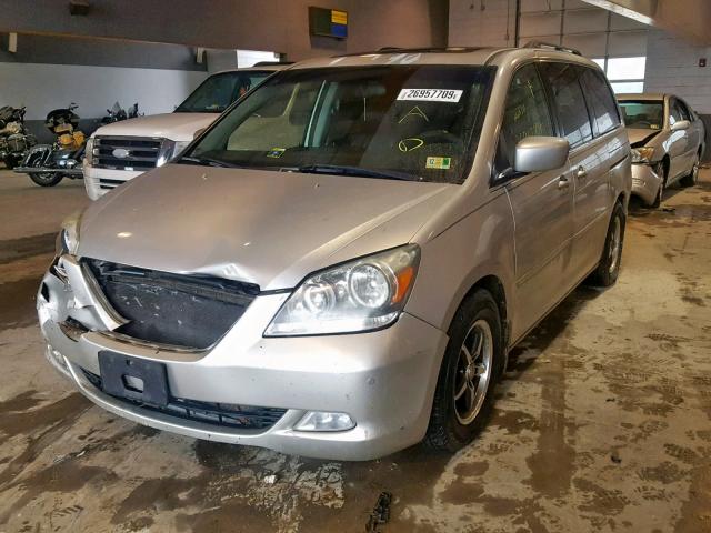 5FNRL388X6B083957 - 2006 HONDA ODYSSEY TO SILVER photo 2