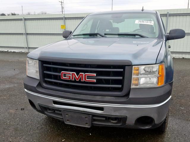 1GTR2TEA5BZ189957 - 2011 GMC SIERRA K15 BLUE photo 9