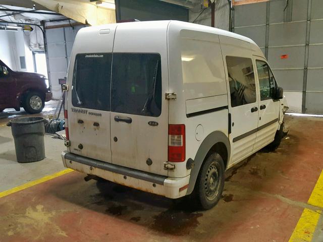 NM0LS7DN8BT067854 - 2011 FORD TRANSIT CO WHITE photo 4