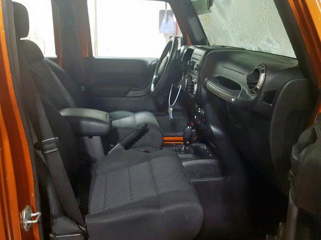 1J4BA3H17BL567886 - 2011 JEEP WRANGLER U ORANGE photo 5