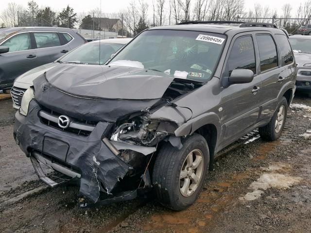 4F2CZ94195KM47996 - 2005 MAZDA TRIBUTE S GRAY photo 2