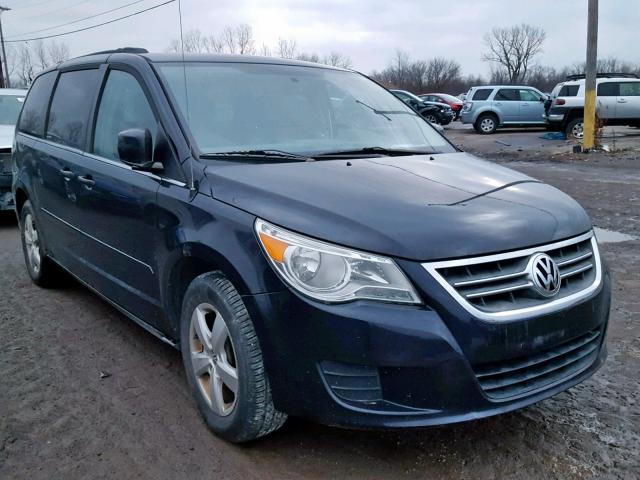 2V4RW3DG6BR636497 - 2011 VOLKSWAGEN ROUTAN SE BLACK photo 1