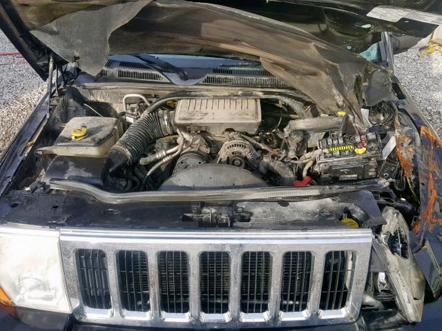 1J8HG48K86C272646 - 2006 JEEP COMMANDER BLACK photo 7