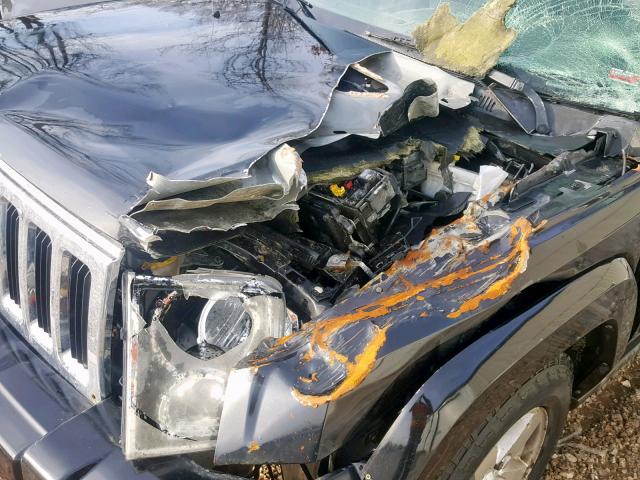 1J8HG48K86C272646 - 2006 JEEP COMMANDER BLACK photo 9