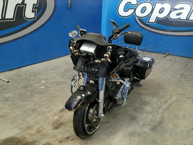 1HD1KHM17BB646819 - 2011 HARLEY-DAVIDSON FLTRX 黑色 照片 2