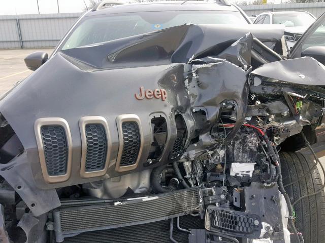 1C4PJLCB3GW369808 - 2016 JEEP CHEROKEE L GRAY photo 7