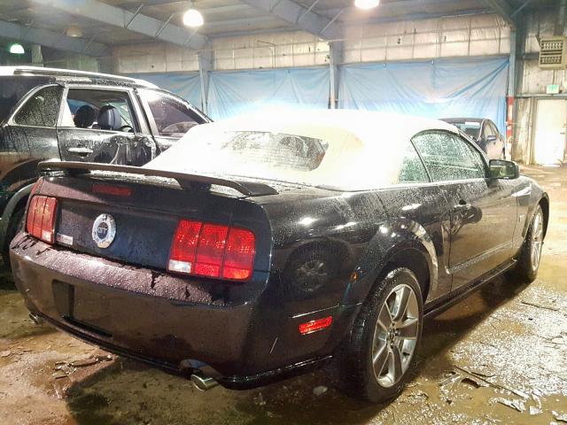 1ZVHT85HX85198072 - 2008 FORD MUSTANG GT BLACK photo 4