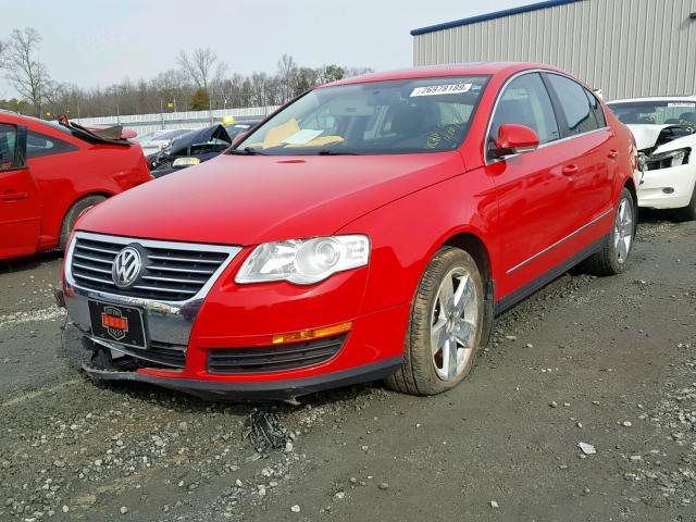 WVWAK73C18E180293 - 2008 VOLKSWAGEN PASSAT KOM RED photo 2