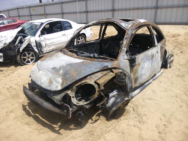 3VWSW31C16M421648 - 2006 VOLKSWAGEN NEW BEETLE Verbrannt Foto 2