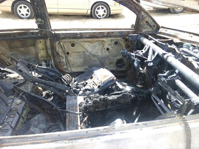 3VWSW31C16M421648 - 2006 VOLKSWAGEN NEW BEETLE Verbrannt Foto 5