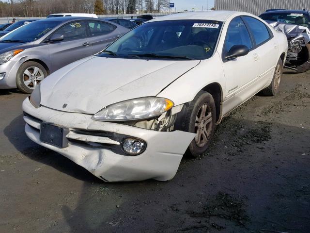 2B3HD56J3XH582669 - 1999 DODGE INTREPID E WHITE photo 2