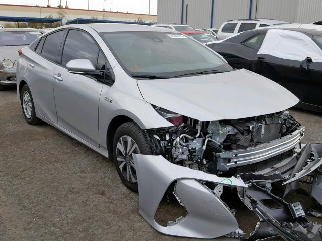 JTDKARFP3H3054143 - 2017 TOYOTA PRIUS PRIM SILVER photo 1