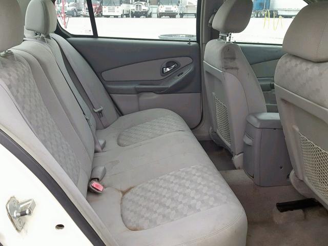 1G1ZT52855F301956 - 2005 CHEVROLET MALIBU LS WHITE photo 6