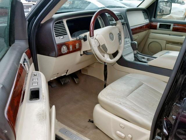 5LMFU28R73LJ12917 - 2003 LINCOLN NAVIGATOR BLACK photo 9
