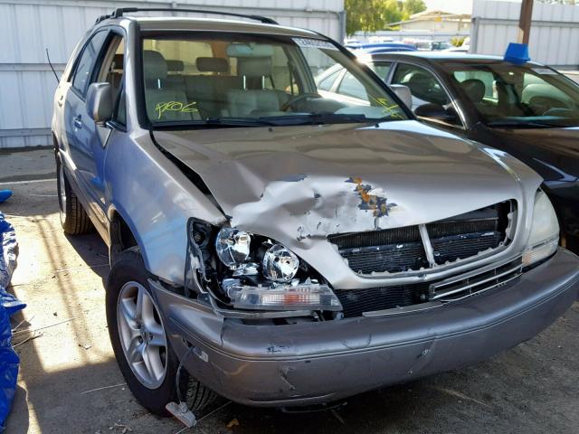 JTJGF10UX10088267 - 2001 LEXUS RX 300 GOLD photo 1