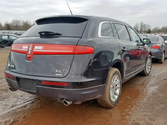 2LMHJ5NK1GBL00078 - 2016 LINCOLN MKT BLACK photo 4