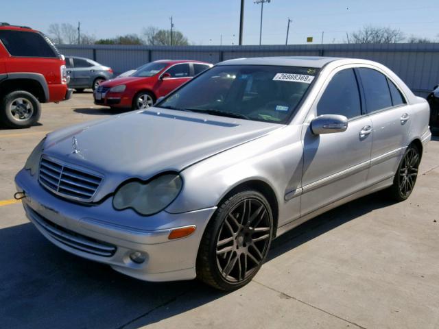 WDBRF61J75A649987 - 2005 MERCEDES-BENZ C 240 SILVER photo 2