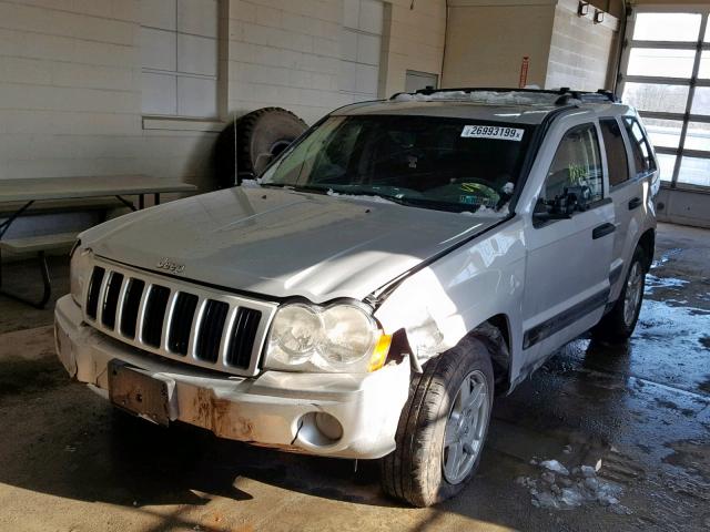 1J8GR48K65C711413 - 2005 JEEP GRAND CHER SILVER photo 2