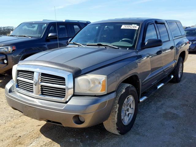 1D3HW48K56S690511 - 2006 DODGE DAKOTA QUA GRAY photo 2