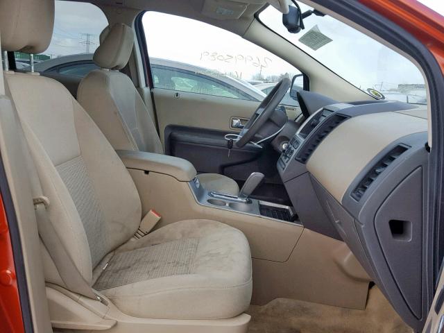 2FMDK46C67BA61622 - 2007 FORD EDGE SE ORANGE photo 5