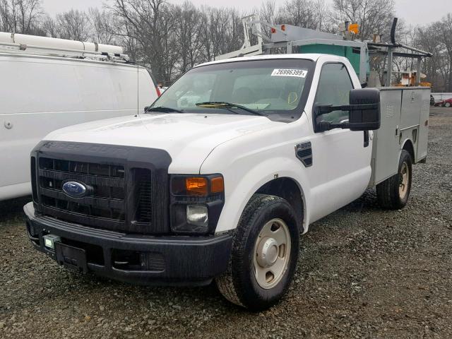 1FTWF30598EA27069 - 2008 FORD F350 SRW S WHITE photo 2