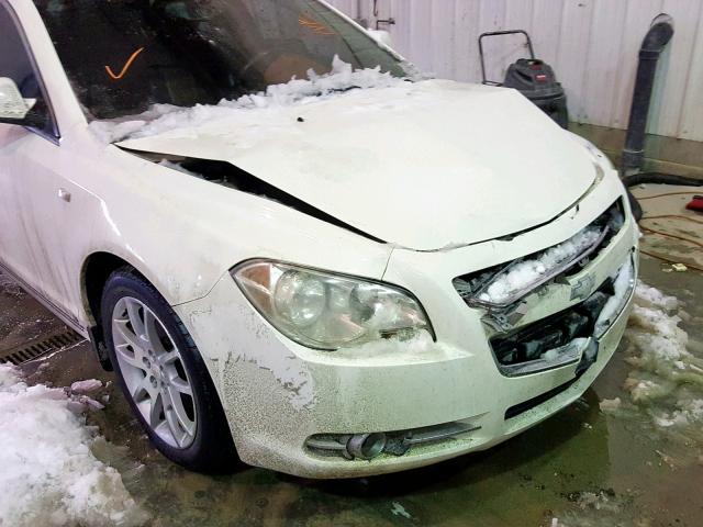 1G1ZK577184180085 - 2008 CHEVROLET MALIBU LTZ WHITE photo 9