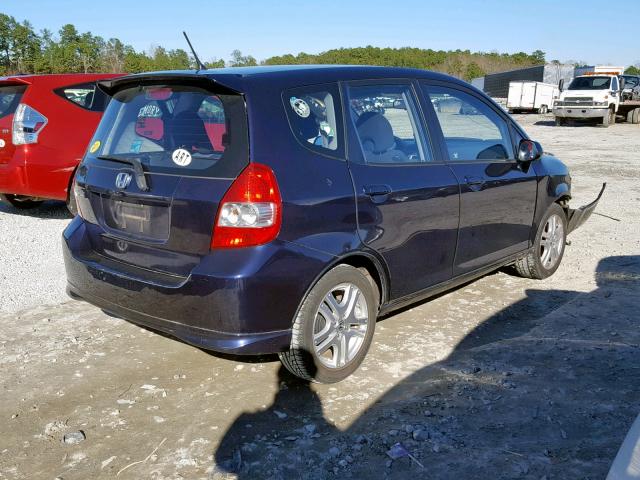 JHMGD38608S010894 - 2008 HONDA FIT BLUE photo 4