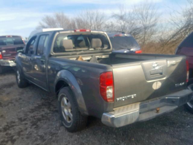 1N6AD09W78C438375 - 2008 NISSAN FRONTIER C GRAY photo 3