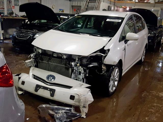 JTDZN3EU8D3275223 - 2013 TOYOTA PRIUS V WHITE photo 2