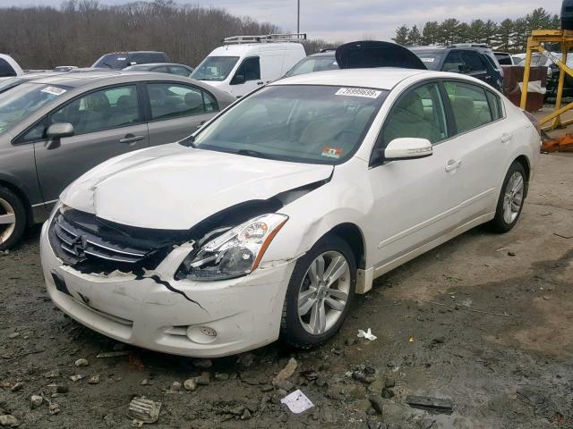 1N4BL2AP5BN493404 - 2011 NISSAN ALTIMA SR WHITE photo 2