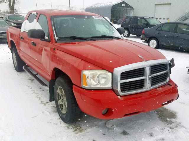 1D7HW48N75S158507 - 2005 DODGE DAKOTA QUA RED photo 1