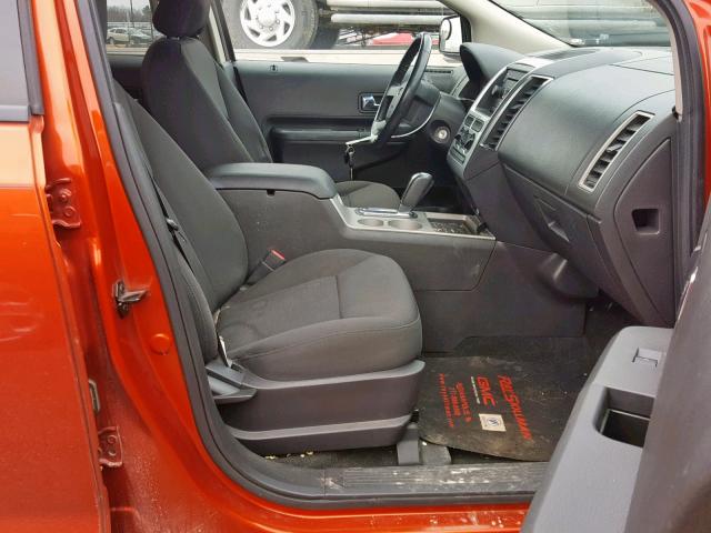 2FMDK48C78BA56170 - 2008 FORD EDGE SEL ORANGE photo 5