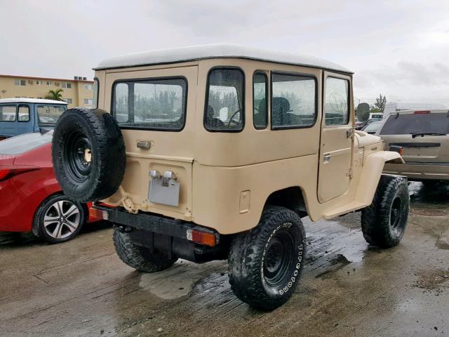 FJ40904881 - 1977 TOYOTA LANDCRUISE CREAM photo 4