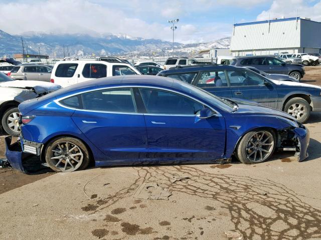 5YJ3E1EA8JF005469 - 2018 TESLA MODEL 3 BLUE photo 9