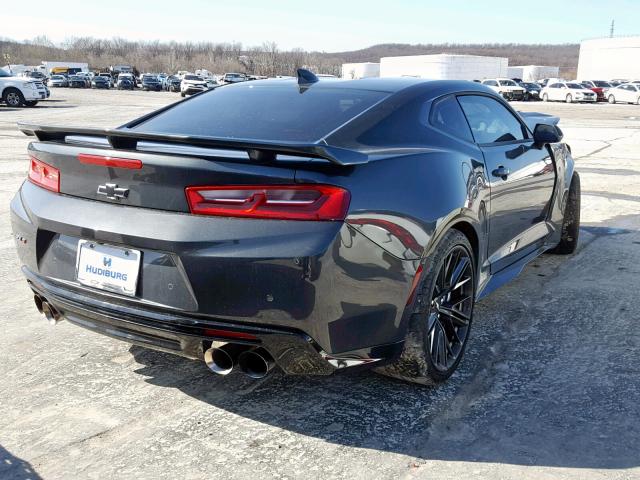 1G1FJ1R66J0172998 - 2018 CHEVROLET CAMARO ZL1 CHARCOAL photo 4