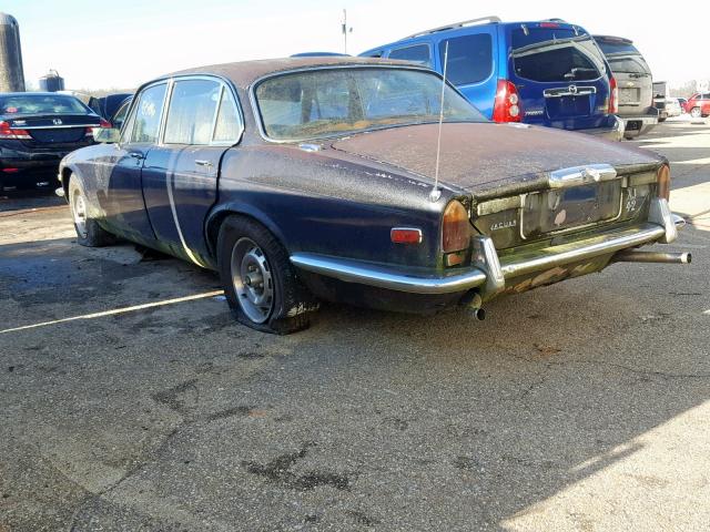 2T64364BW - 1977 JAGUAR XJ6 BLUE photo 3