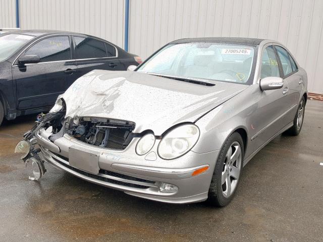 WDBUF65J13A338489 - 2003 MERCEDES-BENZ E 320 SILVER photo 2