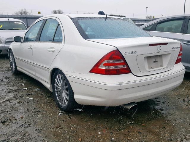 WDBRF40J95F678299 - 2005 MERCEDES-BENZ C 230K SPO WHITE photo 3