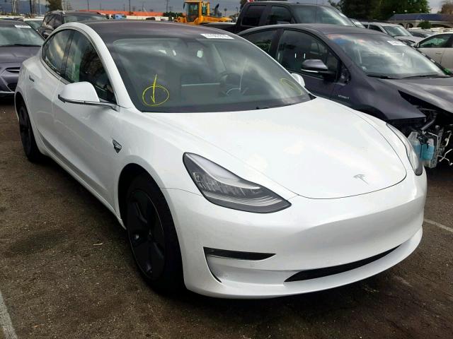 5YJ3E1EB6JF085332 - 2018 TESLA MODEL 3 WHITE photo 1