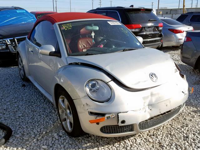 3VWSF31Y09M410706 - 2009 VOLKSWAGEN NEW BEETLE Gümüş foto 1