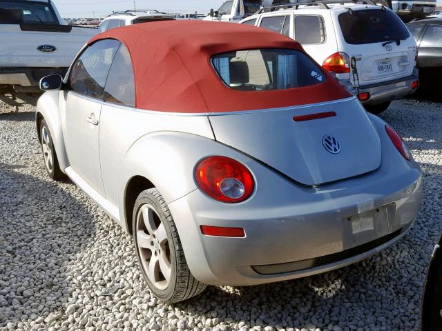3VWSF31Y09M410706 - 2009 VOLKSWAGEN NEW BEETLE Gümüş foto 3