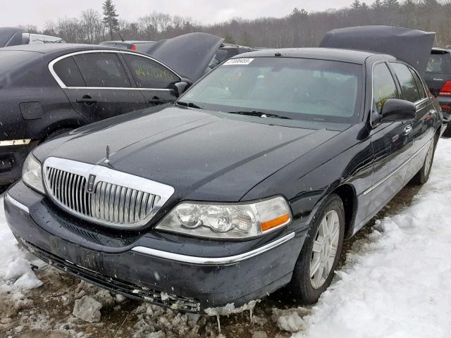 2LNBL8EV7BX758632 - 2011 LINCOLN TOWN CAR E BLACK photo 2