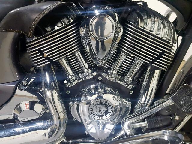 56KTRAAA2G3335893 - 2016 INDIAN MOTORCYCLE CO. ROADMASTER BLACK photo 11