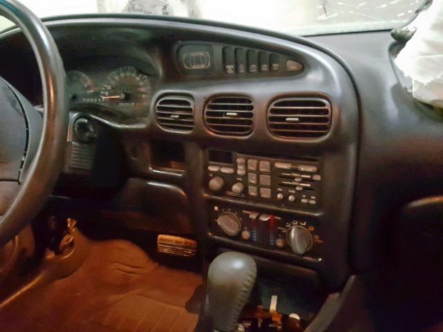 1G2WP52K02F111122 - 2002 PONTIAC GRAND PRIX WHITE photo 9