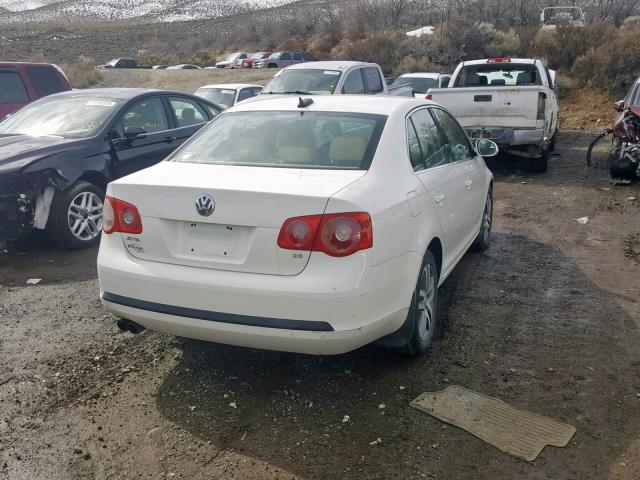 3VWSF81K26M644267 - 2006 VOLKSWAGEN JETTA 2.5 WHITE photo 4