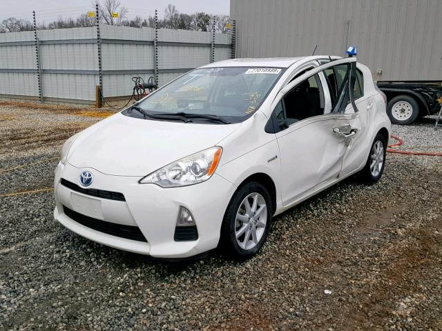 JTDKDTB39D1048411 - 2013 TOYOTA PRIUS C WHITE photo 2