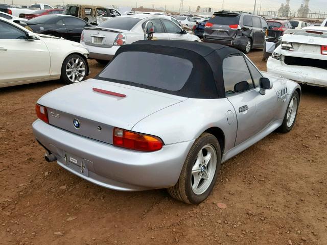 4USCH7326VLB78218 - 1997 BMW Z3 1.9 GRAY photo 4