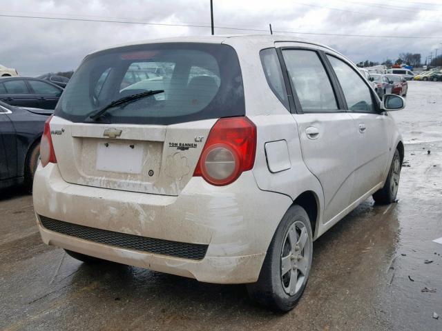 KL1TD66E99B615064 - 2009 CHEVROLET AVEO LS WHITE photo 4