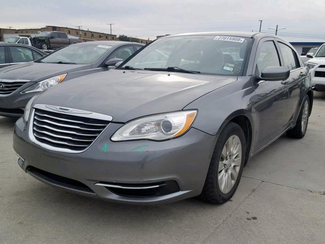 1C3CCBAB3CN291945 - 2012 CHRYSLER 200 LX GRAY photo 2