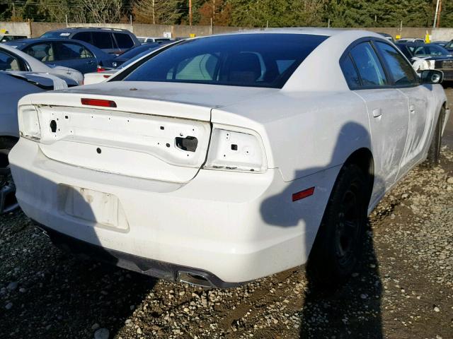 2C3CDXAG5DH568255 - 2013 DODGE CHARGER PO WHITE photo 4
